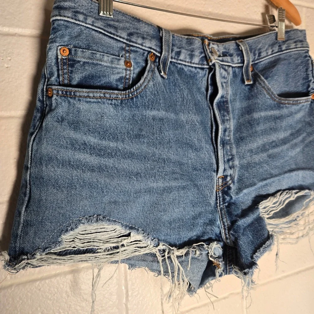 Levi's 501 Original Cut Off Denim Shorts 33 Blue Distressed High Rise Festival‎